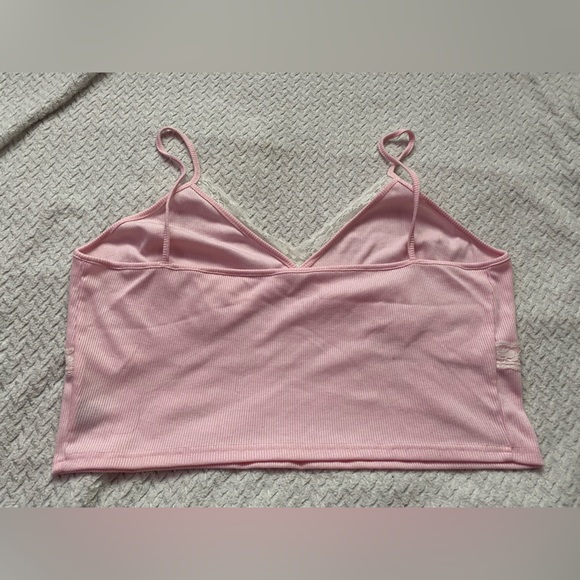Pink crop top - Picture 2 of 4